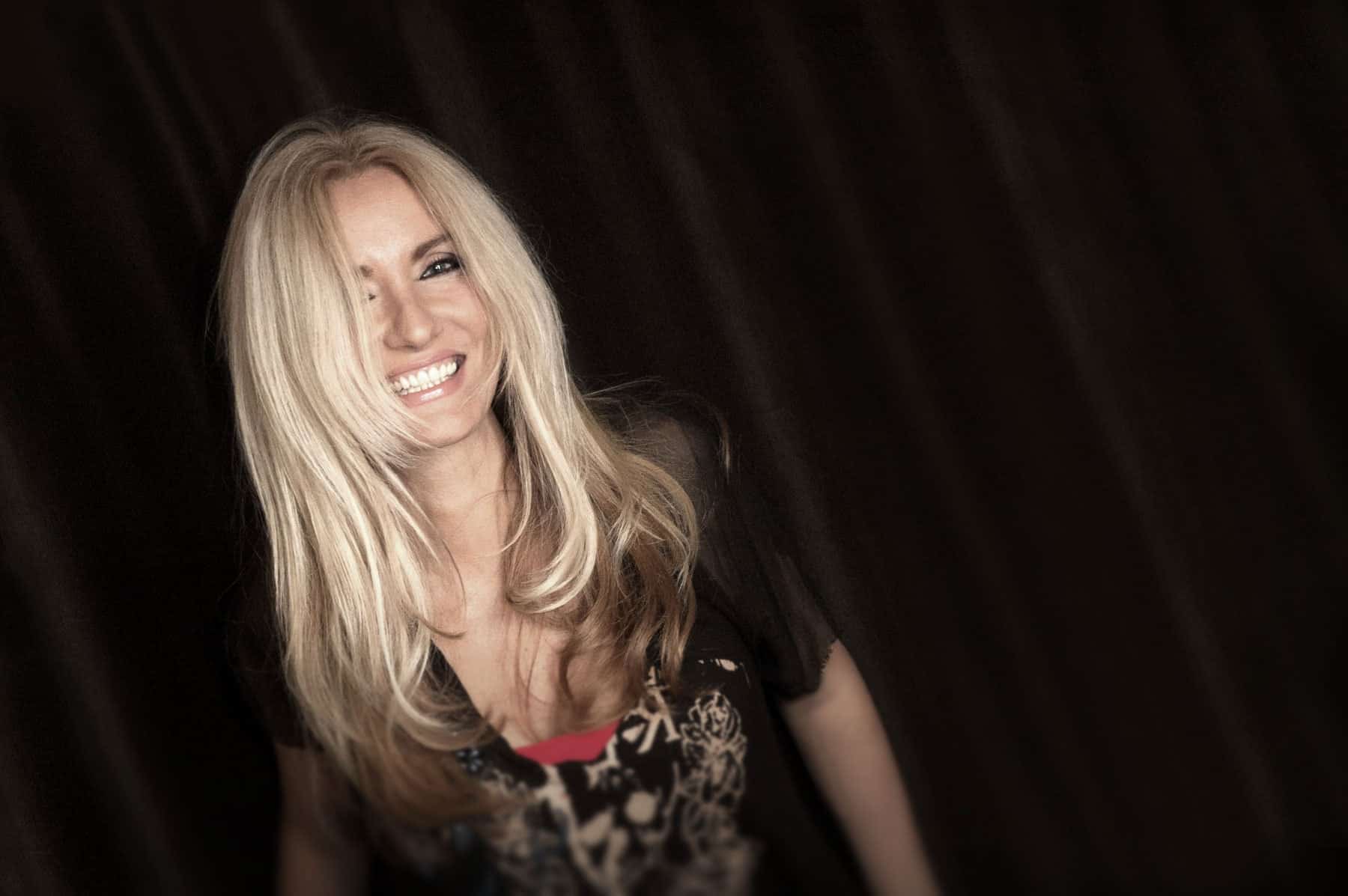 Sass Jordan - Rebel Moon Blues - Music
